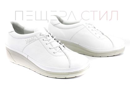 Дамски ежедневни обувки в бяло - Модел Илона
