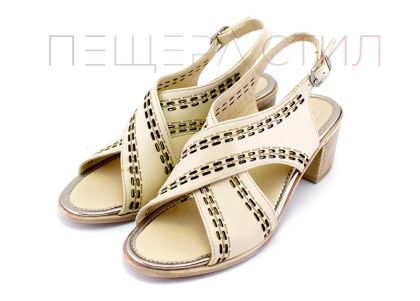 Дамски сандали от естествена кожа в бежово - Модел Малика.