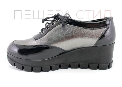 Дамски, ежедневни обувки в черно и сребристо - Модел Барбара
