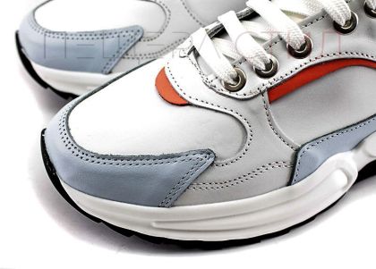 Дамски спортни обувки в бяло и светло синьо -  Модел Скай