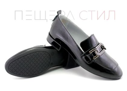 Дамски обувки от естествен лак в черно - Модел Шарлота