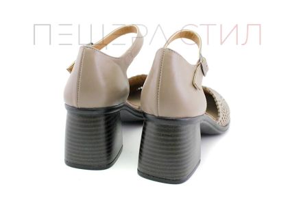 Дамски сандали със затворени пръсти от естествена кожа в цвят визон - Модел Сандра