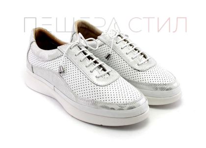 Дамски летни обувки от естествена кожа в бяло - Модел Дона