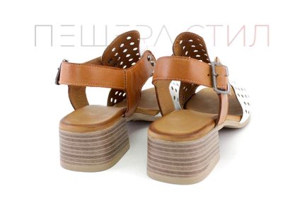 Дамски сандали на нисък ток в бяло и светло кафяв цвят - Модел Карина