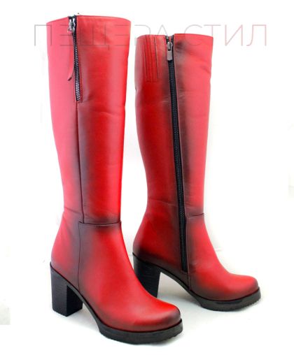 Дамски ботуши от естествена кожа в червено - модел Калиопа