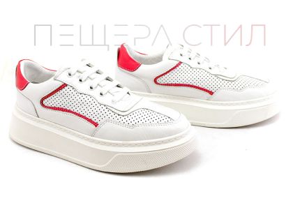 Дамски, спортни обувки в бяло - Модел Тина.