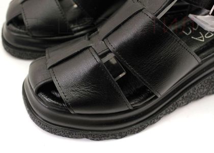 Дамски, ежедневни сандали в черно - Модел Никол.