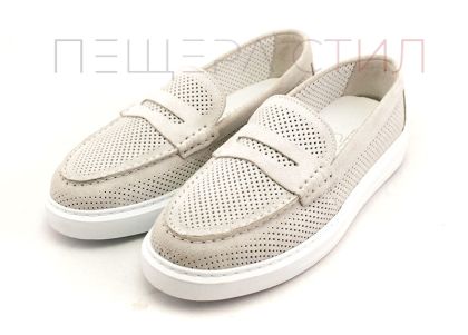 Дамски, ежедневни обувки в бяло - Модел Мануела.