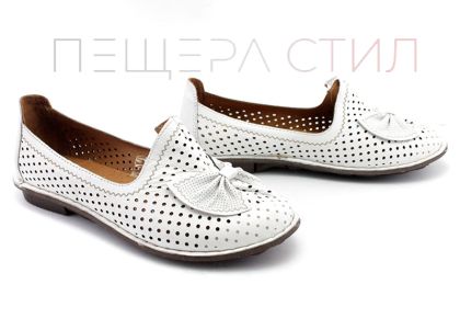 Дамски, ежедневни обувки от естествена кожа в бяло, модел  Албиция
