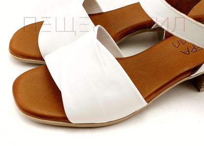 Дамски сандали в бяло - Модел Алекса.