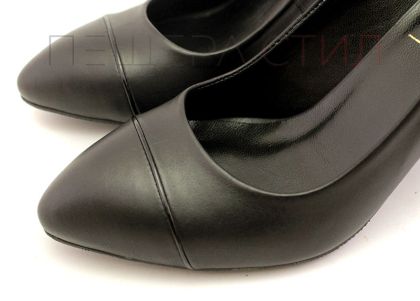 Дамски официални обувки в черно - Модел Мика.
