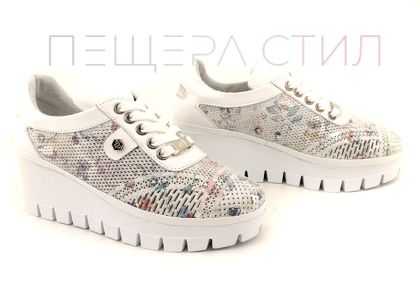 Дамски ежедневни летни обувки от естествена кожа в бяло - Модел Беатрис.