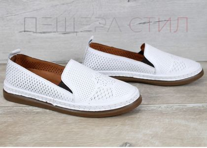 дамски летни обувки бели естествена кожа перфорация