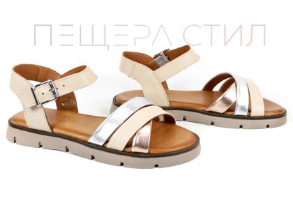 дамски бежови сандали естествена кожа с катарама