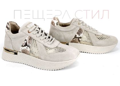 дамски сникърси от естествен велур в бежово с мрежа и питон акцент