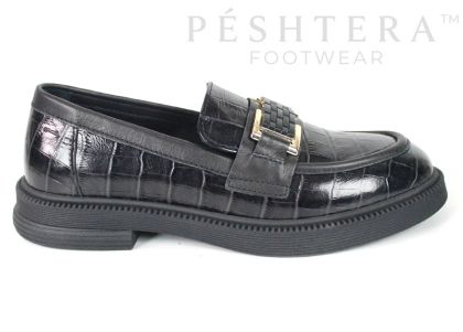 Terra Classica women's black genuine leather croc-embossed loafers