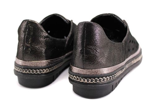 Дамски обувки от естествена кожа в черно M-306 CH + големи размери №41 и №42