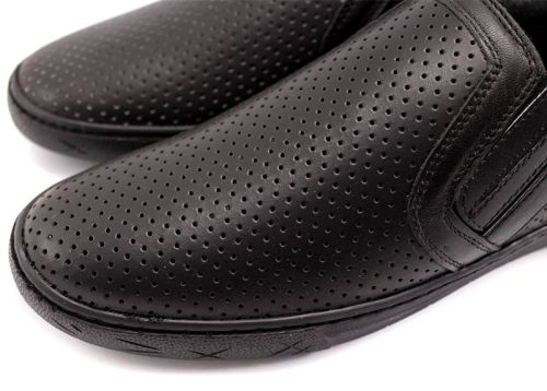 Pantofi barbati de vara cu perforatie fina in negru Y 103-k CH