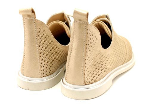 Дамски летни обувки с перфорация в цвят бежов сатен 464-55 BJ