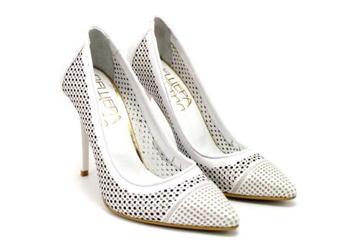 Дамски официални обувки изработени от естествена кожа със перлен ефект - 2202 B
