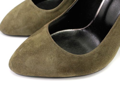 Дамски официални обувки от естествен набук в зелено 80 ZE