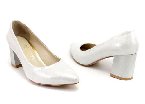 Pantofi eleganti din piele naturală cu efect de satin alb 873 B