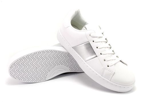 Sneakers de dama in alb 1026 B