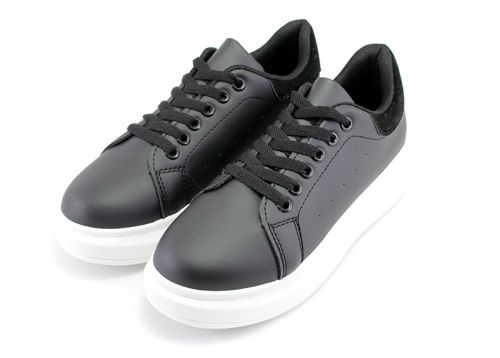 Sneakers pentru femei in negru 1870 CHv