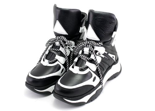 Дамски високи, спортни обувки от естествена кожа в черно и бяло 6000 CH