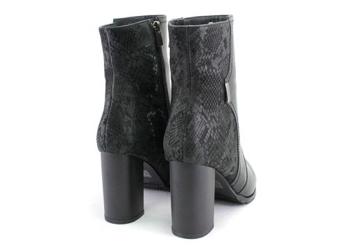 Дамски боти от естествена кожа в черно 316 CH