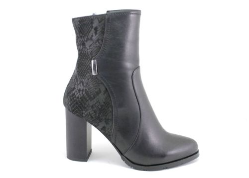 Дамски боти от естествена кожа в черно 316 CH