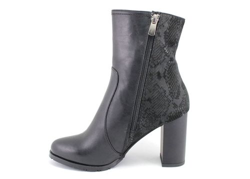 Дамски боти от естествена кожа в черно 316 CH