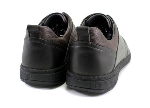 Мъжки обувки от естествена кожа в тъмно кафяво 866 K