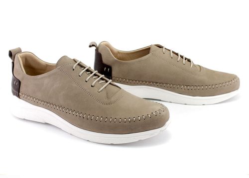 Мъжки обувки от естествен набук в бежово - Модел Лукас.
