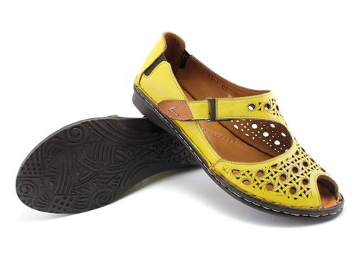 Дамски летни обувки с перфорация, отворени на пръстите  - Модел Татяна.
