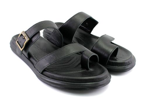Мъжки чехли от естествена кожа в черно- модел Баян.