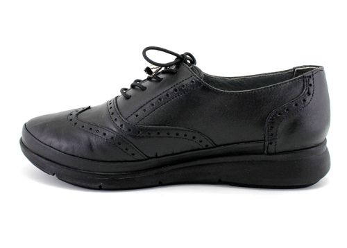 Дамски ежедневни обувки от естествена кожа в черно, модел Лорена