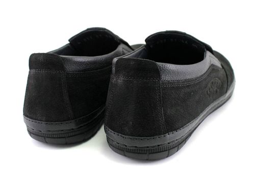 Мъжки ежедневни обувки без връзки от естествен набук в черно - Модел Салваторе.