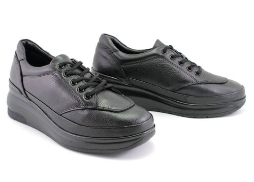 Дамски ежедневни обувки с връзки в черно - Модел Роза.