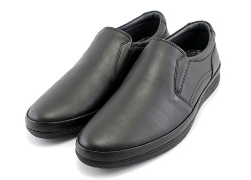 Pantofi casual barbati din piele in negru - model Victorio