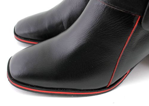 Дамски елегнтни боти със страничен цип в черно и червено -  Модел Фиона.