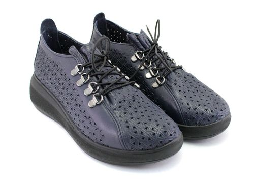Дамски спортни обувки в тъмно синьо -  Модел Муза.