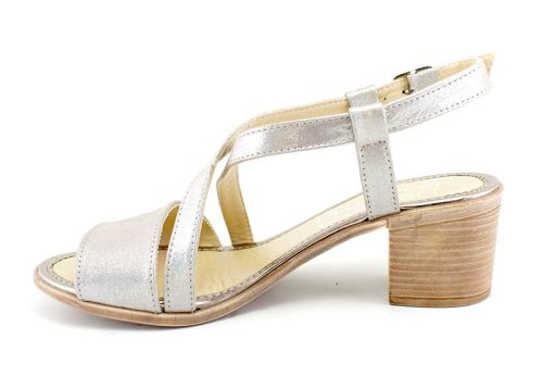 Дамски сандали от естествена кожа в сребристо - Модел Мери
