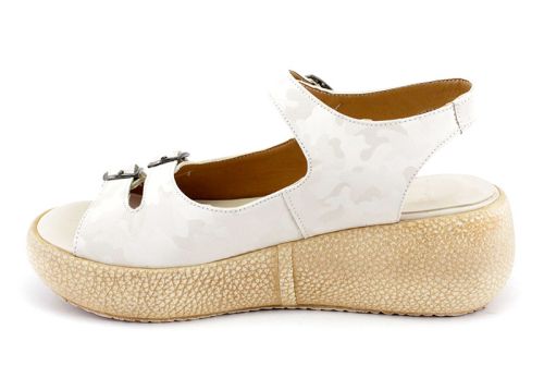 Дамски сандали в бежово с камуфлажна шарка - Модел Дакота