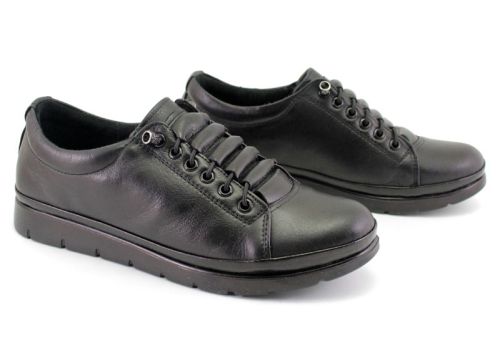 Дамски, ежедневни обувки в черно - Модел Хера.
