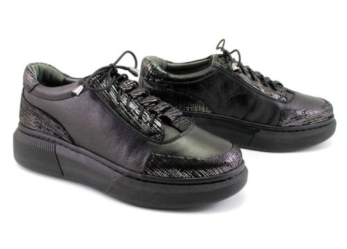 Дамски, ежедневни обувки в черно - Модел Талия.