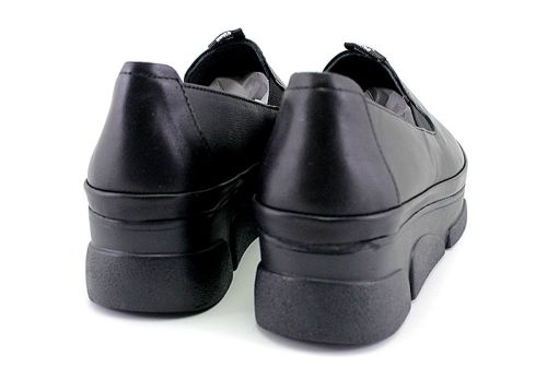 Дамски, ежедневни обувки в черно - Модел Мирела