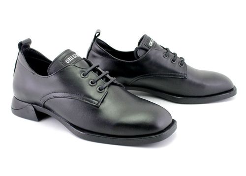 Дамски, ежедневни обувки в черно - Модел Рафаела.