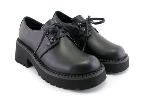 Дамски, есенно-зимни обувки в черно - Модел Лотос