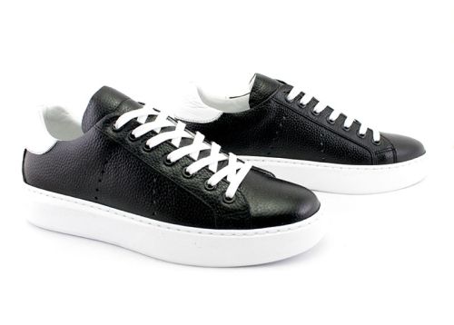 Мъжки, спортни обувки от естествена кожа в черно - Модел Силвестър.